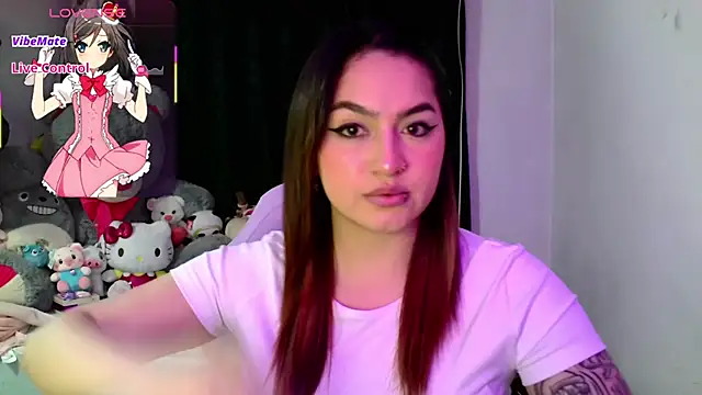 Snapshot of lucycherry__ chatting on February 19, 2026, 3:58 am lucycherry online show from February 19, 2026, 3:58 am