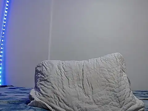 Snapshot of GerardSmitt chatting on November 3, 2025, 2:06 am GerardSmitt online show from November 3, 2025, 2:06 am