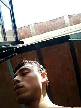 Snapshot of IM_A_WOT chatting on December 12, 2024, 7:48 pm IM A WOT online show from December 12, 2024, 7:48 pm