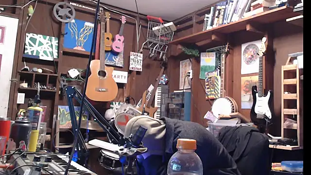 Snapshot of itsjameswebbscope chatting on January 11, 2026, 12:01 pm itsjameswebbscope online show from January 11, 2026, 12:01 pm