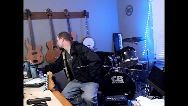 Snapshot of itsjameswebbscope chatting on February 11, 2026, 4:51 pm itsjameswebbscope online show from February 11, 2026, 4:51 pm