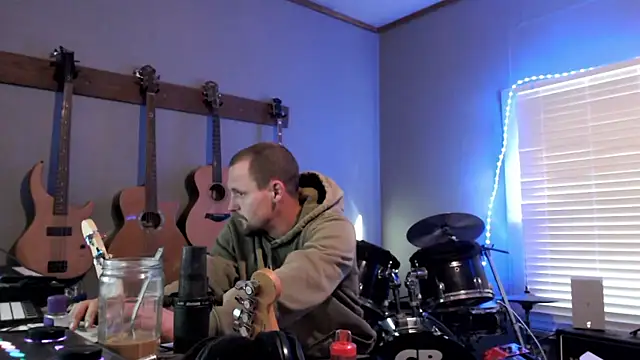 Snapshot of itsjameswebbscope chatting on February 4, 2026, 5:08 pm itsjameswebbscope online show from February 4, 2026, 5:08 pm