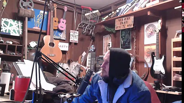 Snapshot of itsjameswebbscope chatting on January 9, 2026, 5:03 am itsjameswebbscope online show from January 9, 2026, 5:03 am