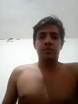 Snapshot of LiosArmando420 chatting on November 18, 2025, 12:04 am LiosArmando420 online show from November 18, 2025, 12:04 am