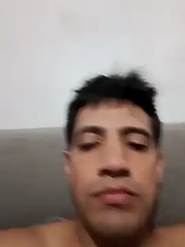 Snapshot of LiosArmando420 chatting on September 25, 2025, 8:31 am LiosArmando420 online show from September 25, 2025, 8:31 am