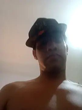 Snapshot of LiosArmando420 chatting on January 13, 2026, 9:52 pm LiosArmando420 online show from January 13, 2026, 9:52 pm