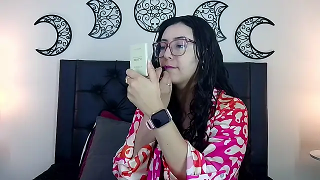 Snapshot of EvoletFMK chatting on February 2, 2026, 5:45 pm EvoletFMK online show from February 2, 2026, 5:45 pm