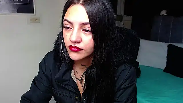 Violettasquirt online show from February 24, 2026, 1:12 pm