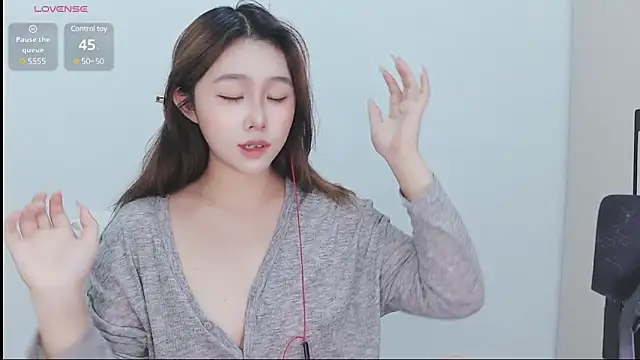 Snapshot of Hazel-11 chatting on February 27, 2025, 1:38 pm Hazel-11 online show from February 27, 2025, 1:38 pm