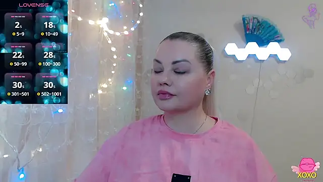 JewellKiss7 online show from April 10, 2026, 12:45 pm