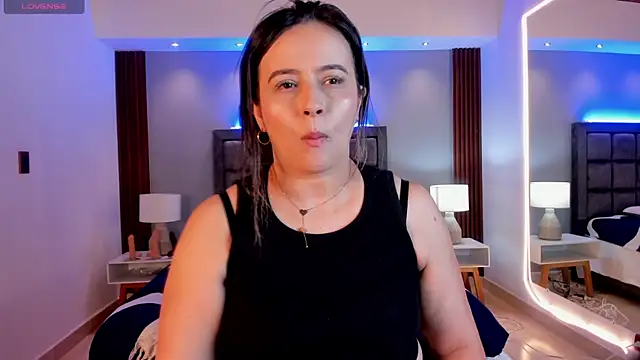 Susann Ross online show from September 14, 2025, 11:43 am