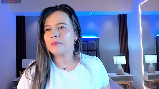 Susann Ross online show from September 13, 2025, 11:10 am