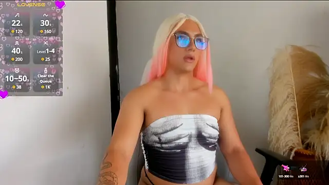 Snapshot of -Sofii_ chatting on February 20, 2025, 7:30 pm -Sofii online show from February 20, 2025, 7:30 pm