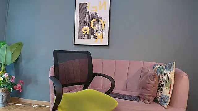 Snapshot of Mark_Evans1_ chatting on December 21, 2024, 5:50 pm Mark Evans1  online show from December 21, 2024, 5:50 pm