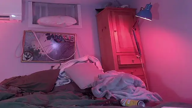 Funsizedshenanigans online show from December 3, 2024, 10:56 am