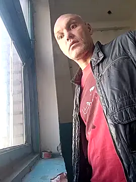 Pineapple04 online show from April 20, 2026, 6:16 am