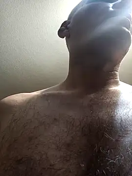 Pineapple04 online show from September 25, 2025, 5:08 pm