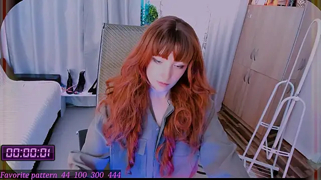 Toxic Ellies online show from March 31, 2026, 1:02 pm