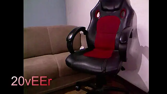 Snapshot of 20vEEr chatting on September 10, 2025, 8:52 pm 20vEEr online show from September 10, 2025, 8:52 pm