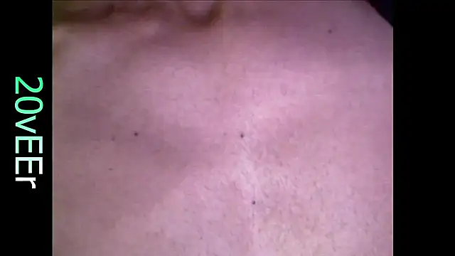 Snapshot of 20vEEr chatting on November 20, 2025, 8:53 pm 20vEEr online show from November 20, 2025, 8:53 pm