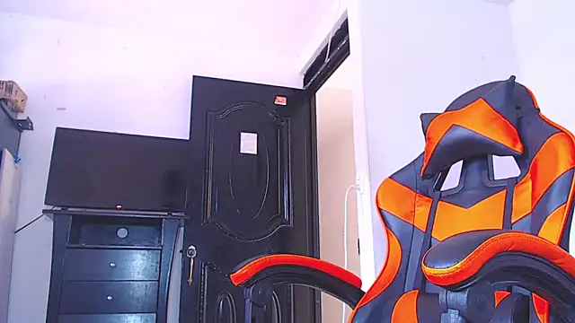 Snapshot of ADAM_HOT chatting on February 6, 2026, 7:54 pm ADAM HOT online show from February 6, 2026, 7:54 pm