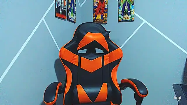 ADAM HOT online show from November 1, 2025, 11:31 pm