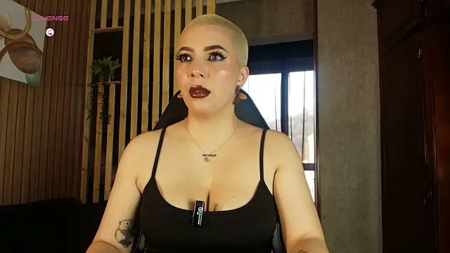 Camila Chainn online show from February 26, 2026, 7:41 am