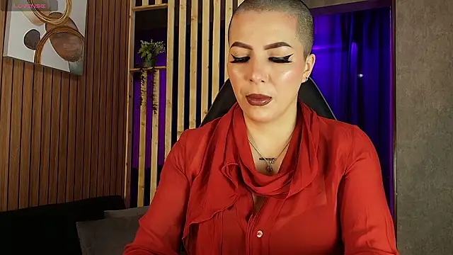 Camila Chainn online show from February 19, 2026, 7:27 am