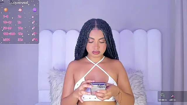 Snapshot of atenea_roberts chatting on September 18, 2025, 3:15 pm atenea roberts online show from September 18, 2025, 3:15 pm