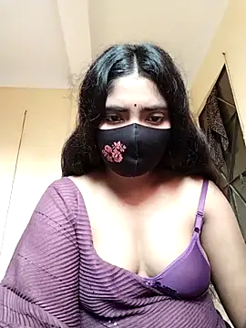 Snapshot of Lina-Rose chatting on October 12, 2025, 1:29 am Lina-Rose online show from October 12, 2025, 1:29 am