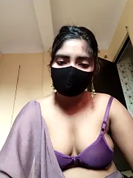 Snapshot of Lina-Rose chatting on October 17, 2025, 2:37 am Lina-Rose online show from October 17, 2025, 2:37 am