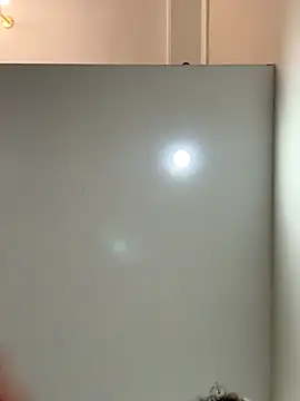 Angelababy001 online show from November 23, 2025, 2:16 pm