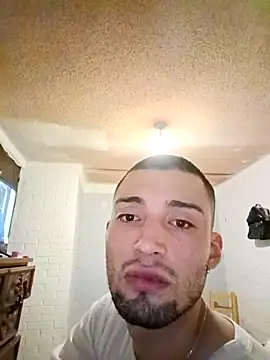 Suggarwhite18CM online show from November 8, 2025, 7:39 pm