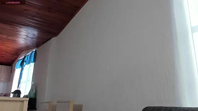 Snapshot of Cuty_sexy_hot chatting on May 3, 2026, 11:47 am Cuty sexy hot online show from May 3, 2026, 11:47 am