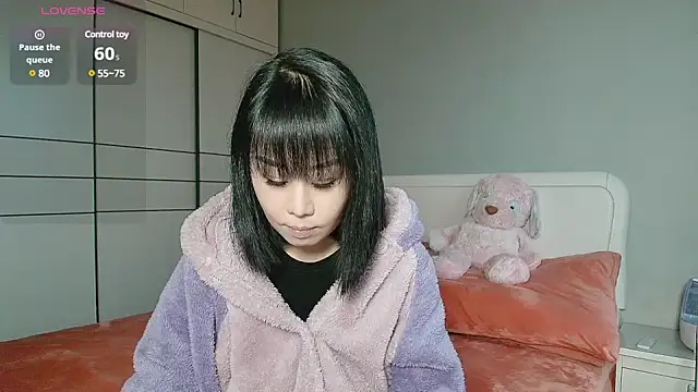 Snapshot of Mili-0 chatting on January 24, 2025, 9:06 am Mili-0 online show from January 24, 2025, 9:06 am