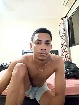 Snapshot of HomeTrypsin chatting on February 26, 2026, 6:13 am HomeTrypsin online show from February 26, 2026, 6:13 am