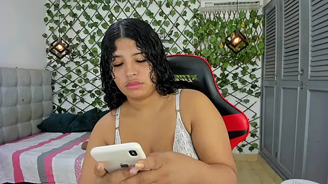 Snapshot of valentina_0_ chatting on January 19, 2026, 11:58 am valentina 0 online show from January 19, 2026, 11:58 am