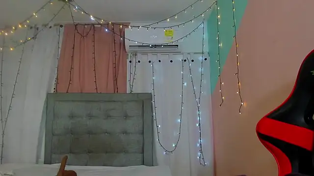 valentina 0  online show from March 2, 2025, 2:08 am