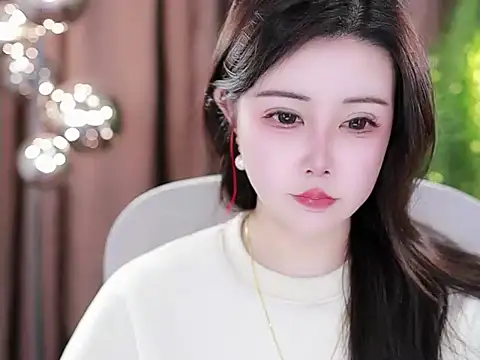 Snapshot of Qiaoqiao_ chatting on February 15, 2025, 9:27 am Qiaoqiao online show from February 15, 2025, 9:27 am