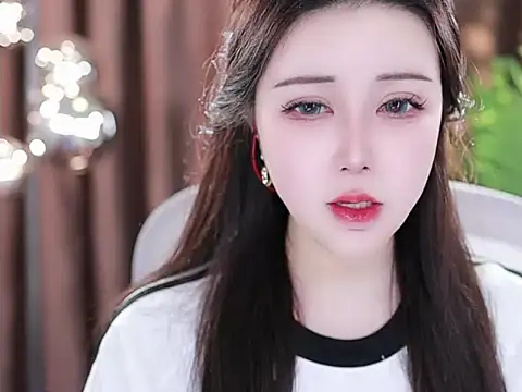 Snapshot of Qiaoqiao_ chatting on March 7, 2025, 8:02 am Qiaoqiao online show from March 7, 2025, 8:02 am