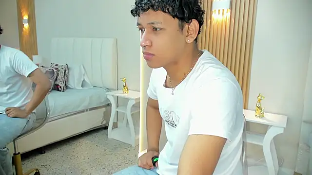 axel ps online show from October 10, 2025, 4:13 am