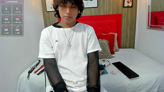 axel ps online show from March 18, 2025, 10:04 pm