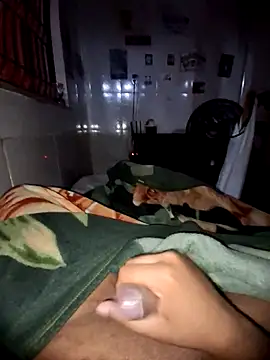 Snapshot of Zenfox24 chatting on October 27, 2025, 10:11 pm Zenfox24 online show from October 27, 2025, 10:11 pm