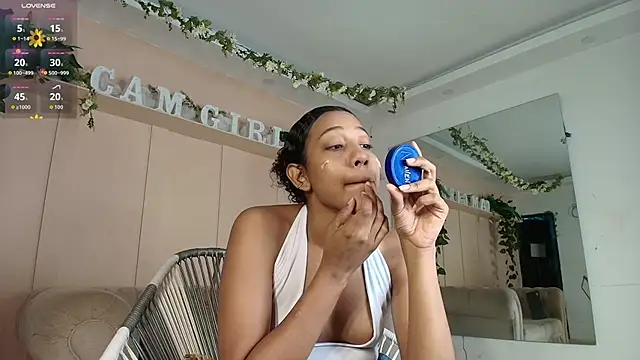 Snapshot of flavia_cruz chatting on March 8, 2026, 12:19 pm flavia cruz online show from March 8, 2026, 12:19 pm