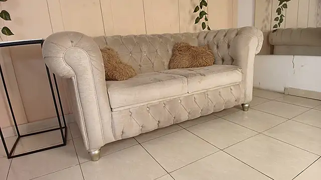 flavia cruz online show from January 5, 2026, 7:06 pm