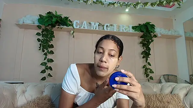 Snapshot of flavia_cruz chatting on March 10, 2026, 12:31 pm flavia cruz online show from March 10, 2026, 12:31 pm
