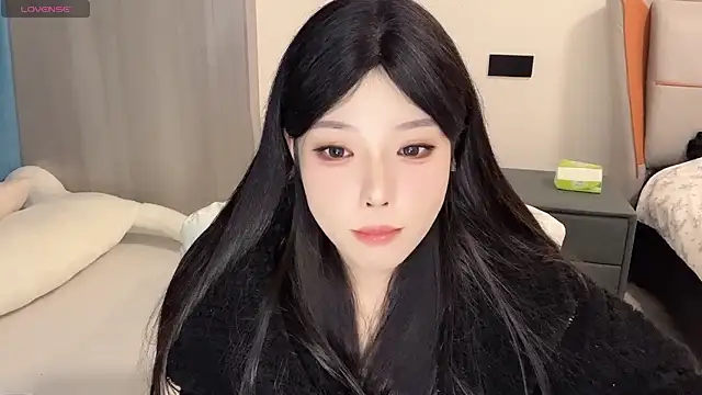 Q-ing online show from December 24, 2024, 6:17 pm