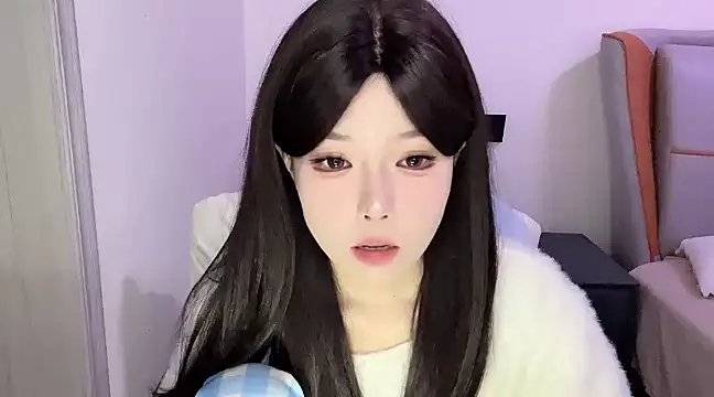 Q-ing online show from March 19, 2025, 6:01 pm