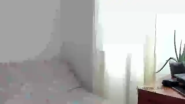 Luisa0110 online show from January 15, 2025, 6:19 pm