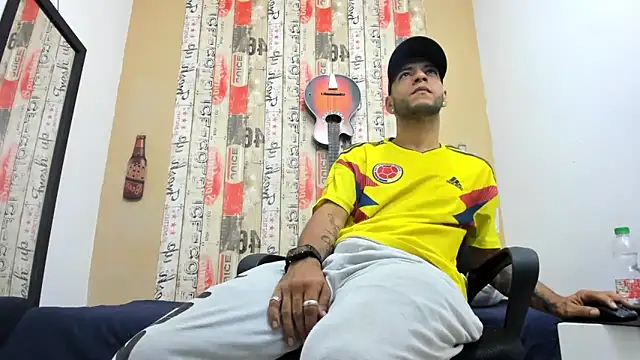 Andrey u92 online show from March 20, 2025, 7:04 pm